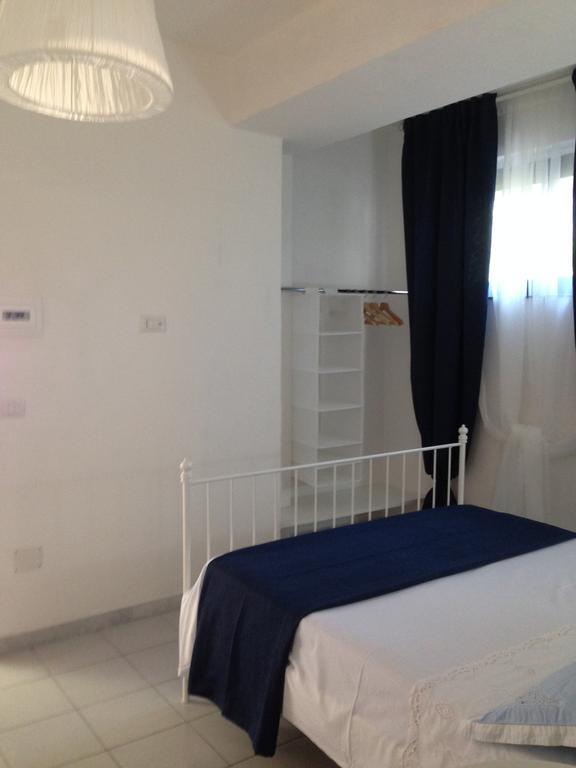 بييسْتوم Residenza Luna الغرفة الصورة