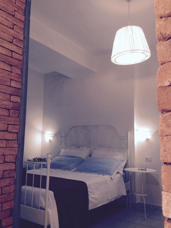 بييسْتوم Residenza Luna الغرفة الصورة